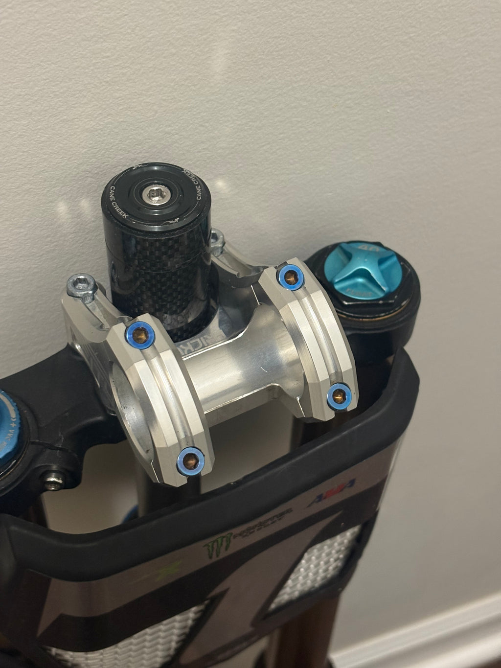 Deity direct mount titanium upper  (4pc)