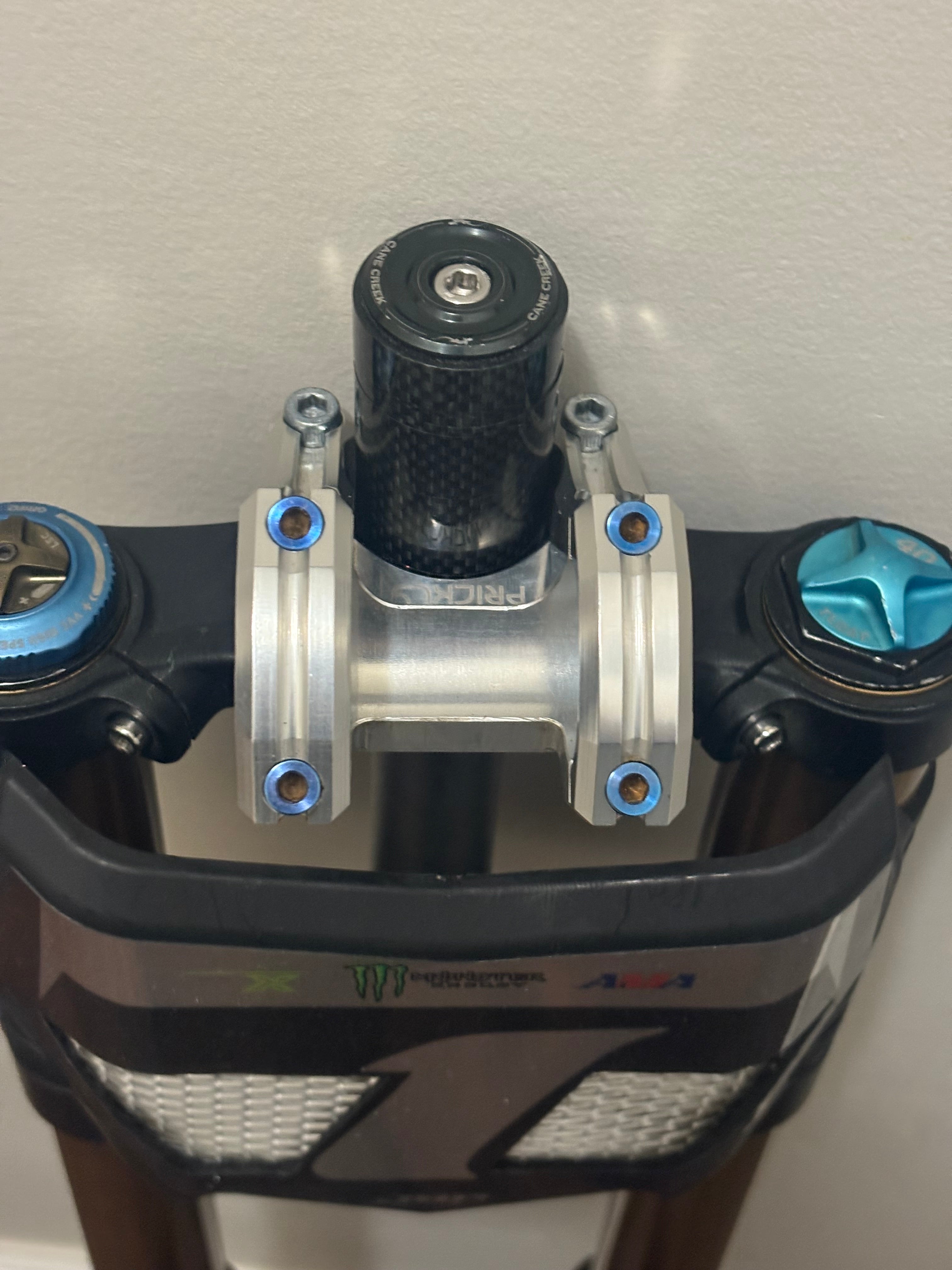 Deity direct mount titanium upper  (4pc)