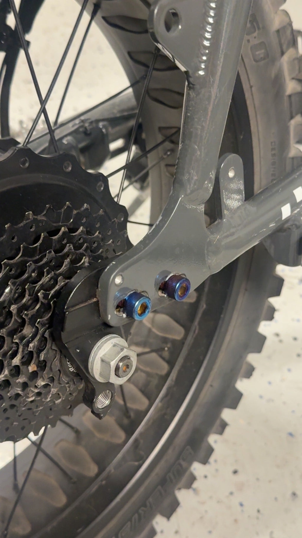 super 73 ZX titanium bolt kit