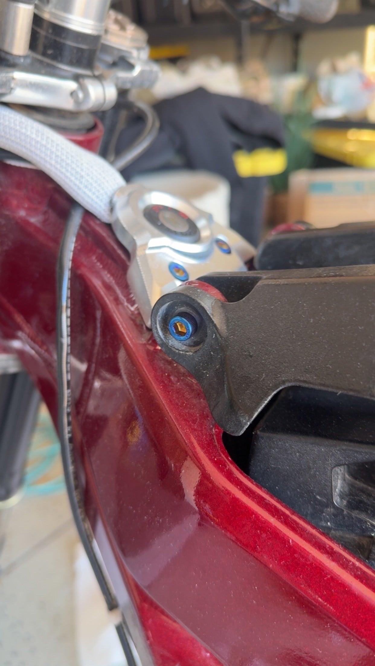 battery lid titanium x2